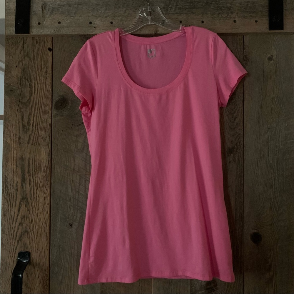 Women’s M JCP Barbie Pink Supima Cotton Stretch Scoop Neck Tee Shirt EXC
